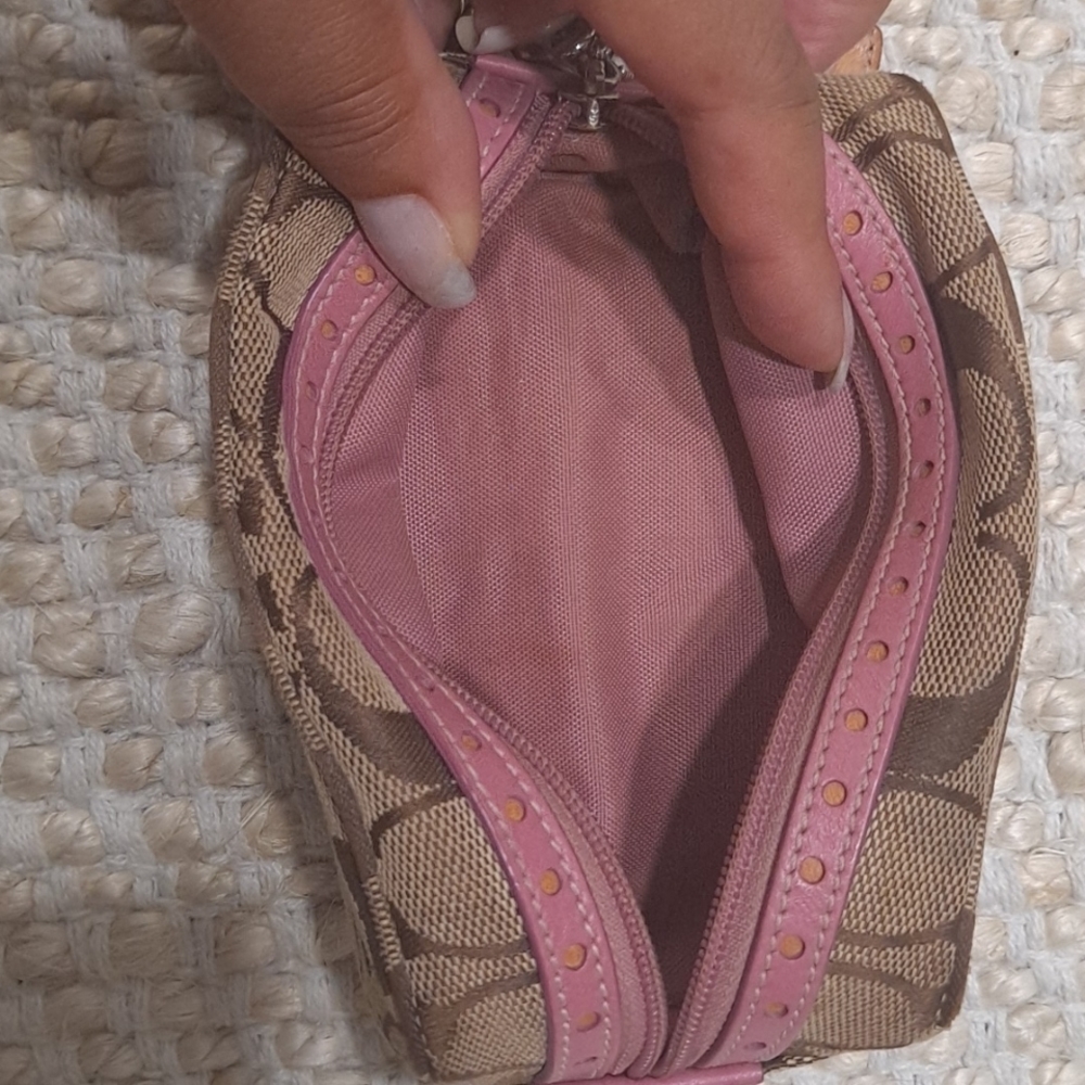 Coach Monogram Wristlet - Picture 6 of 6